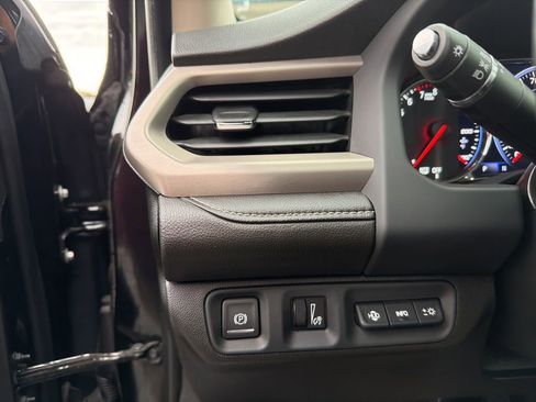 Used 2023 GMC Acadia Denali w/ Black Diamond Edition AWD/4WD image 20