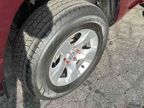 Used 2020 RAM 1500 Big Horn image 10