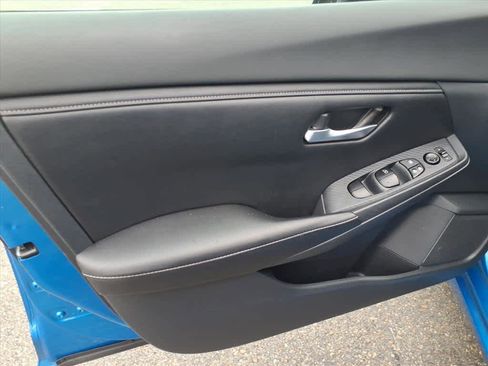 Certified 2021 Nissan Sentra SV image 10