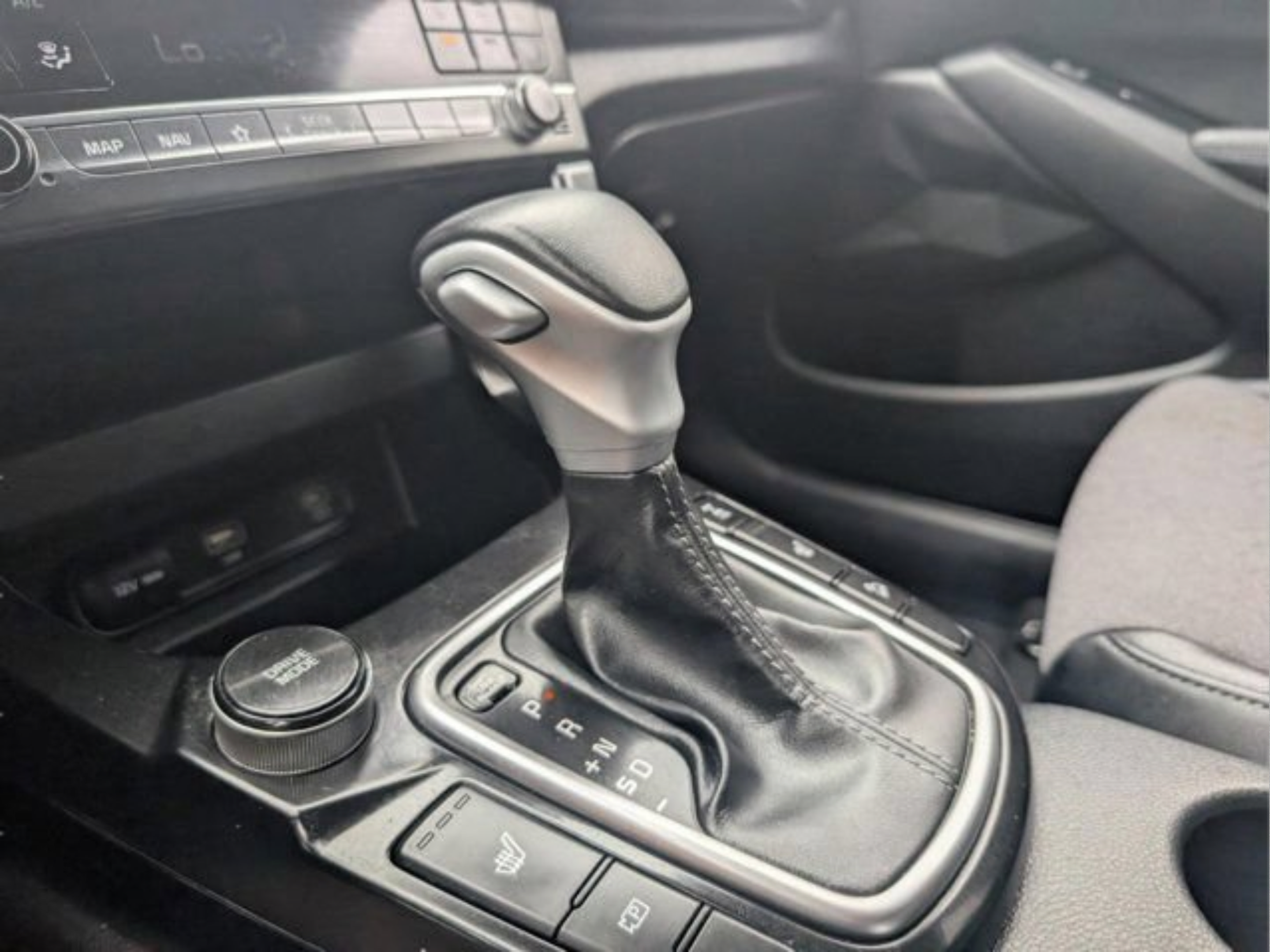 Used 2024 Kia Seltos X-Line AWD/4WD image 40