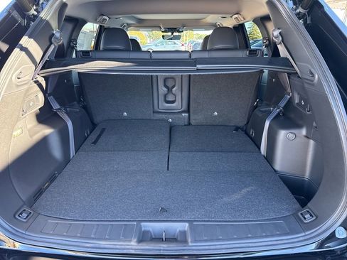 New 2025 Mitsubishi Outlander SE image 29