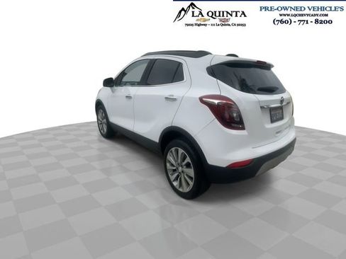 Used 2020 Buick Encore Preferred FWD image 2