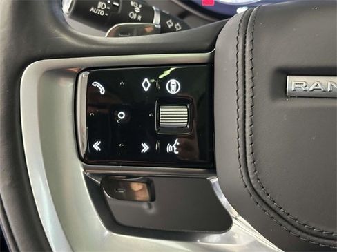 Used 2024 Land Rover Range Rover SE image 30