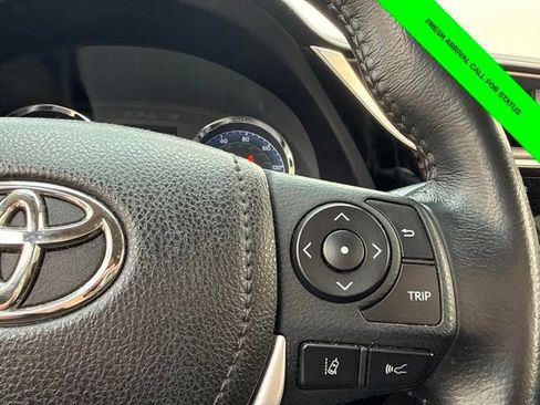 Used 2019 Toyota Corolla SE FWD image 31