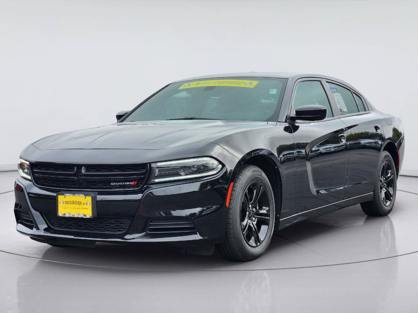 Used 2023 Dodge Charger SXT RWD image 3