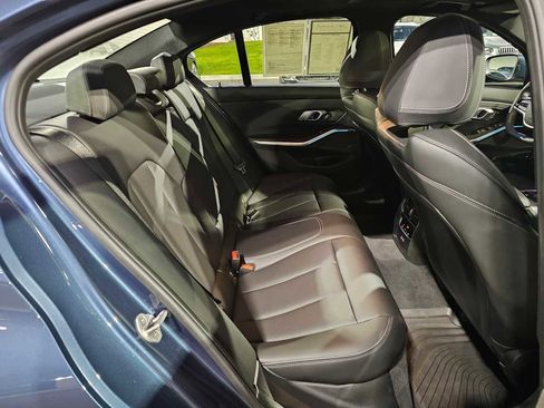 Used 2025 BMW 330i xDrive 330i xDrive w/ Convenience Package image 12