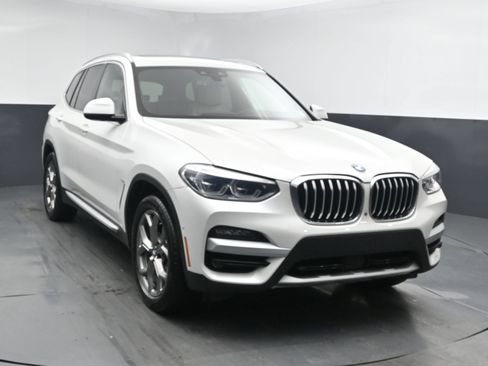 Used 2021 BMW X3 xDrive30i w/ Premium Package AWD/4WD image 2