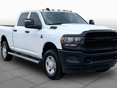 Used 2024 RAM 3500 Tradesman AWD/4WD image 3