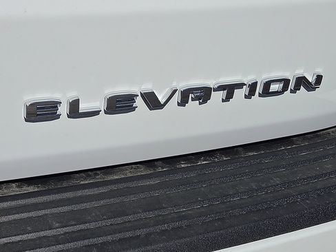 New 2026 GMC Yukon XL Elevation w/ Elevation Premium Package AWD/4WD image 8