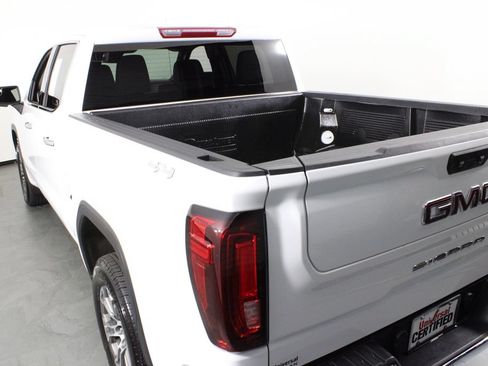 Used 2026 GMC Sierra 1500 SLT AWD/4WD image 15