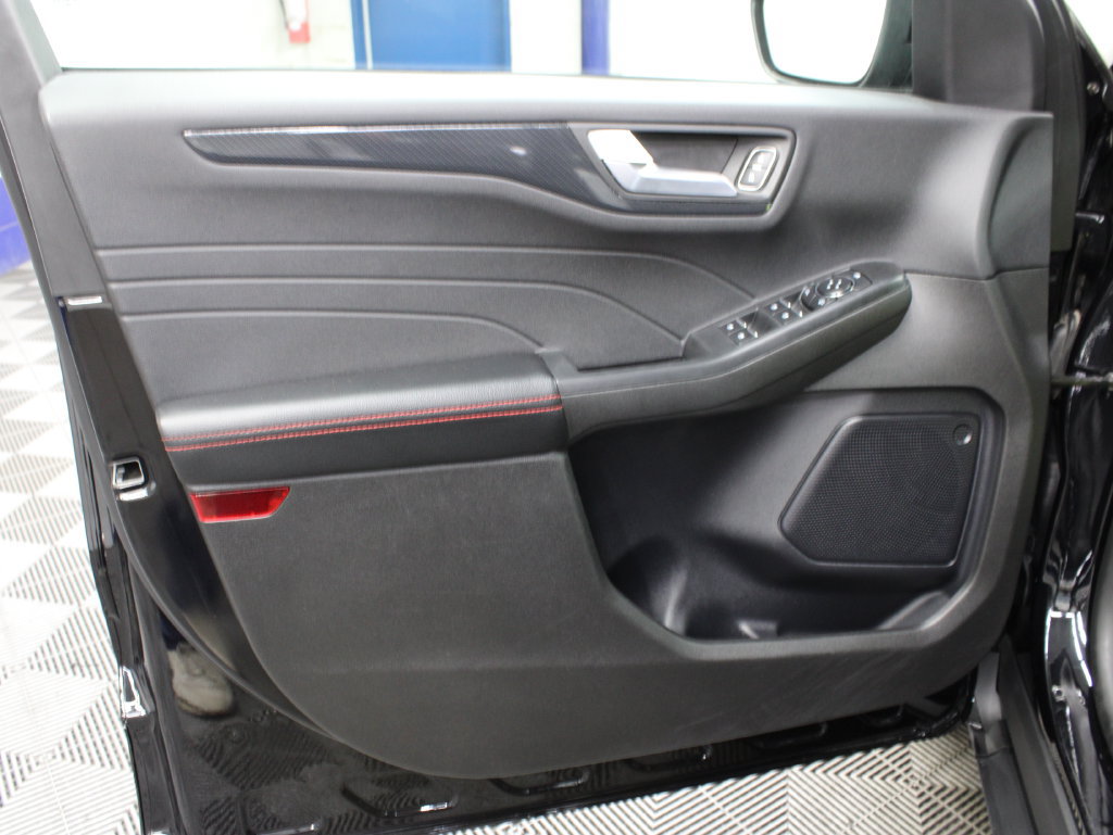 Used 2024 Ford Escape ST-Line Select w/ Tech Pack #1 AWD/4WD image 61