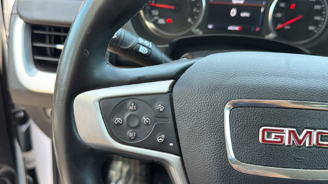 Used 2024 GMC Terrain SLT AWD/4WD image 22