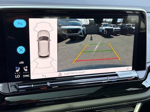 New 2026 Volkswagen Atlas Cross Sport SE image 25