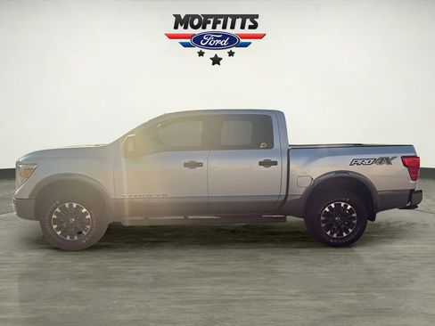 Used 2019 Nissan Titan PRO-4X w/ Pro-4x Convenience Package image 8