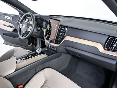 New 2026 Volvo XC60 B5 Core w/ Climate Package AWD/4WD image 23