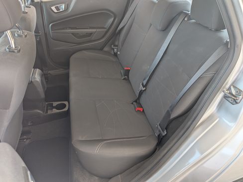 Used 2016 Ford Fiesta SE FWD image 17