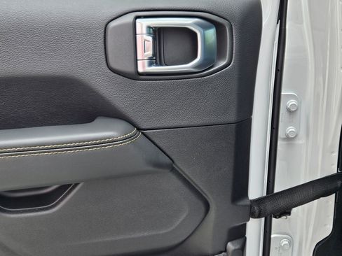 New 2026 Jeep Gladiator Sport image 22