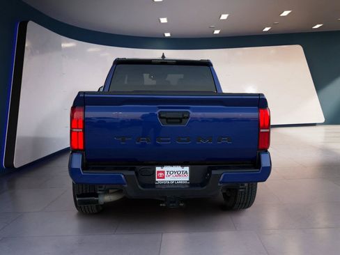 Used 2025 Toyota Tacoma SR5 RWD image 4