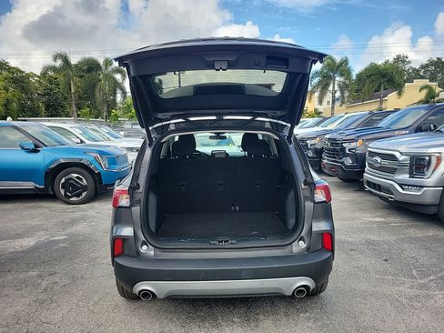 Used 2022 Ford Escape SE w/ Convenience Package image 17