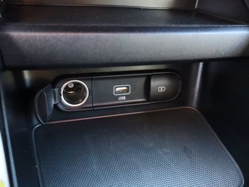 Used 2023 Kia Forte GT-Line w/ GT-Line Technology Package FWD image 33
