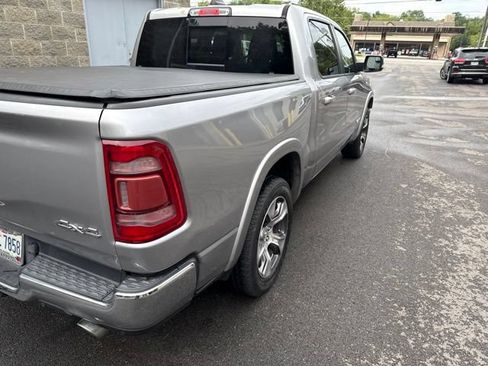 Used 2019 RAM 1500 Laramie AWD/4WD image 7