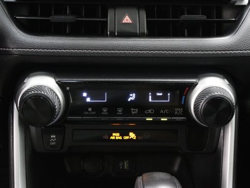 Used 2023 Toyota RAV4 LE FWD image 18