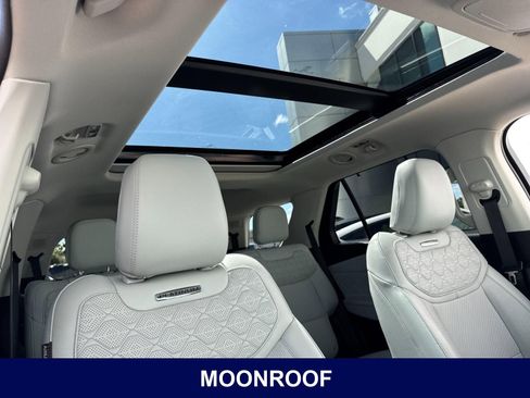 Used 2025 Ford Explorer Platinum w/ Ultimate Package RWD image 21