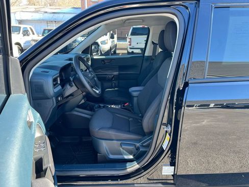 Used 2025 Ford Maverick XL image 13