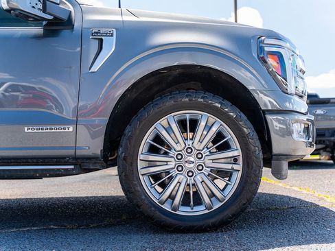 Used 2024 Ford F150 Platinum w/ Equipment Group 703A Plus AWD/4WD image 9