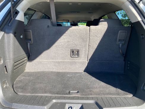 Used 2017 Chevrolet Traverse LT FWD image 13
