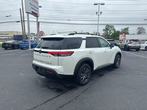 Certified 2023 Nissan Pathfinder SV w/ SV Premium Package AWD/4WD image 7