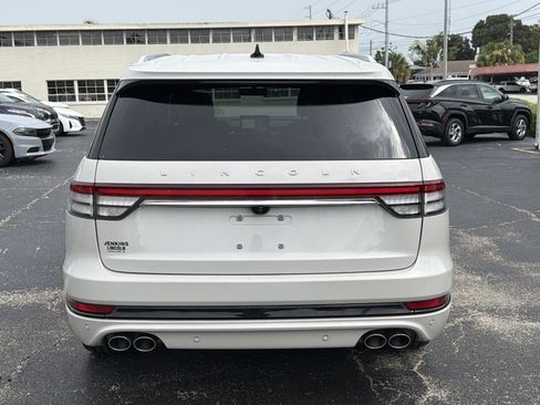 Certified 2021 Lincoln Aviator Grand Touring AWD/4WD image 4