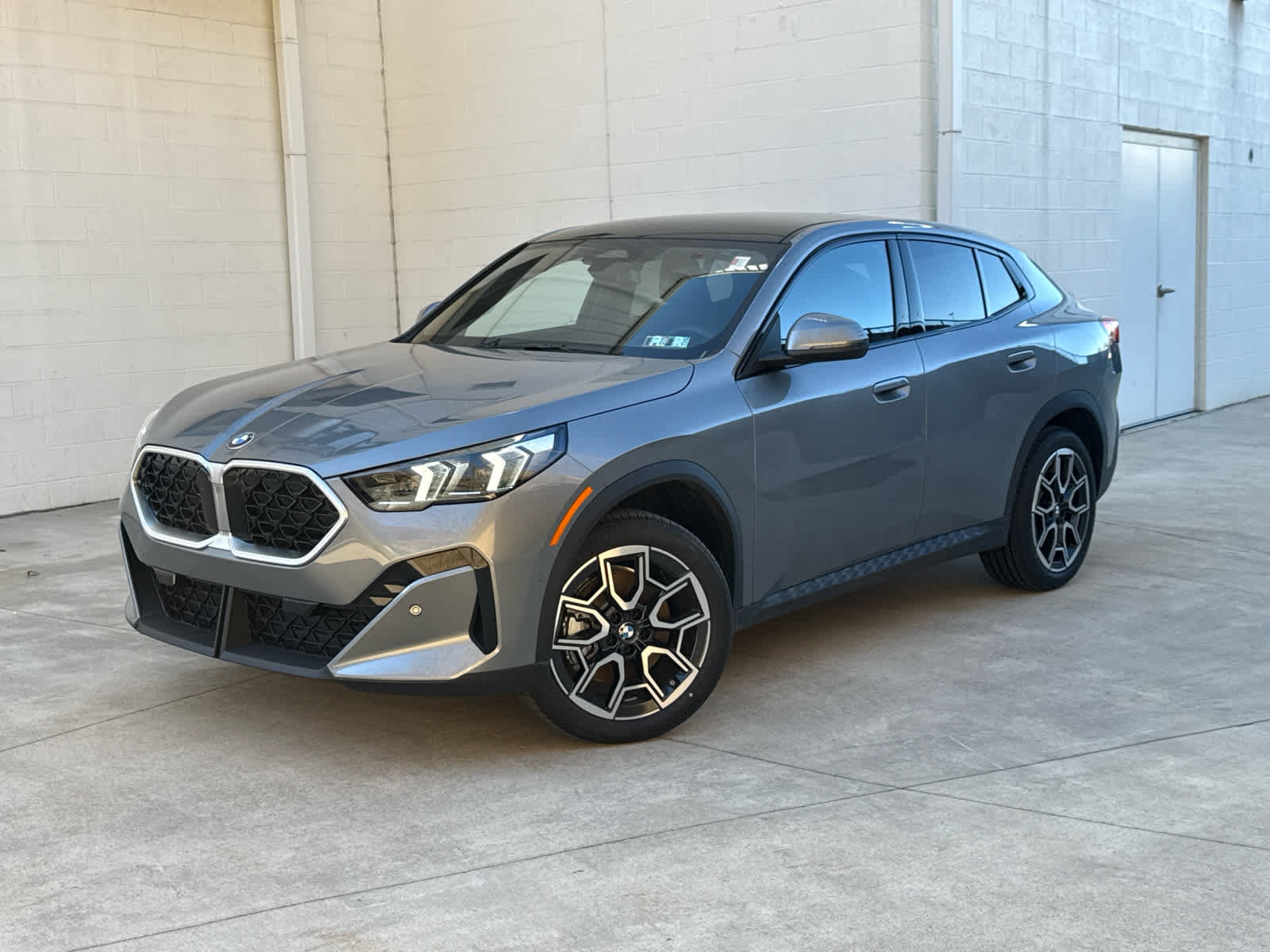 Used 2026 BMW X2 xDrive28i w/ Convenience Package AWD/4WD image 1