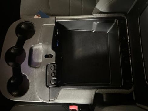 Used 2017 RAM 1500 Express AWD/4WD image 30