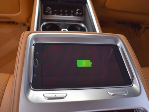 Used 2018 BMW M760i xDrive AWD/4WD image 34
