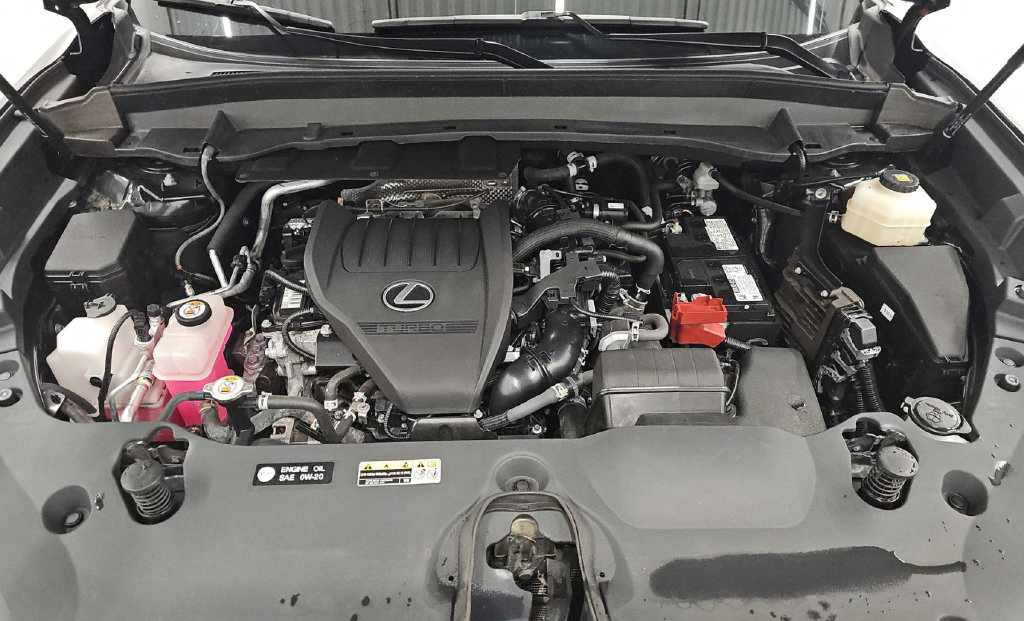 Used 2024 Lexus TX 350 AWD w/ Captains Chair Package image 14