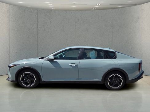 Used 2025 Kia K4 EX FWD image 6