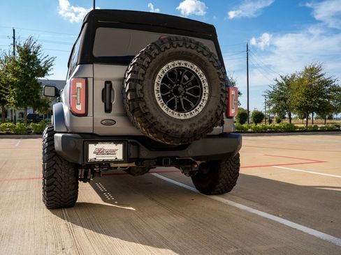 Used 2021 Ford Bronco Outer Banks image 5