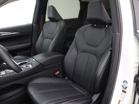 Used 2024 INFINITI QX60 Luxe image 17