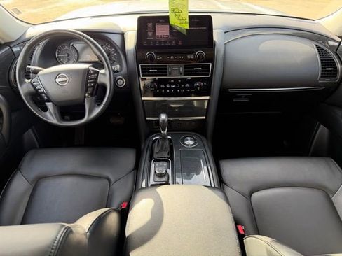 Used 2024 Nissan Armada SV image 16