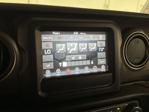 Used 2020 Jeep Wrangler Unlimited Sport AWD/4WD image 16