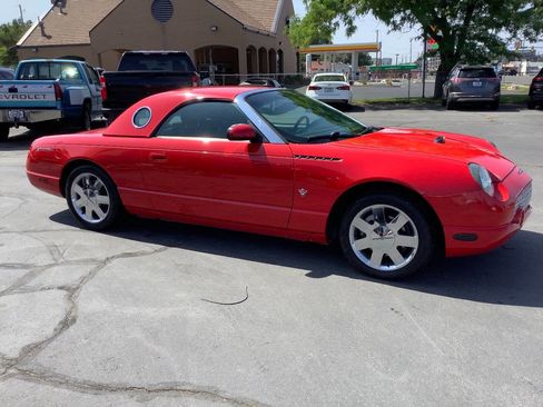 Used 2002 Ford Thunderbird Deluxe image 7