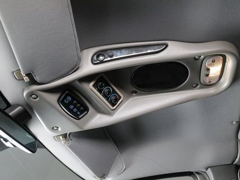 Used 2022 Chevrolet Express 2500 Extended w/ Enhanced Convenience Package RWD image 20