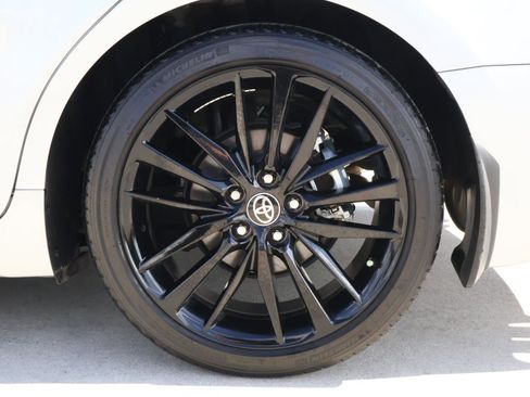 Used 2024 Toyota Camry XSE image 8