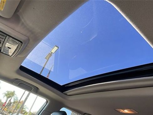 Used 2020 Toyota 4Runner Limited image 32