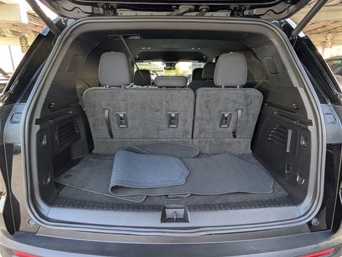 Certified 2024 Chevrolet Traverse LT FWD image 23