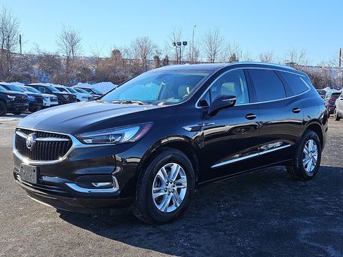 Used 2019 Buick Enclave Essence image 3