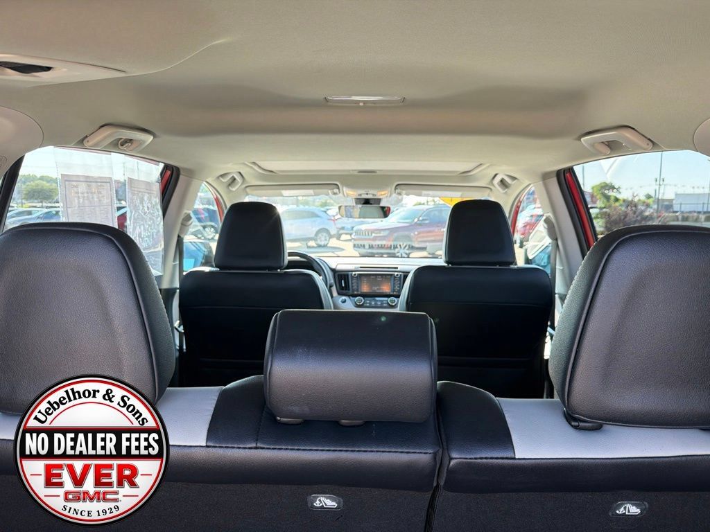 Used 2017 Toyota RAV4 Limited FWD image 11