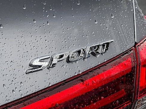 Used 2024 Honda Civic Sport image 31