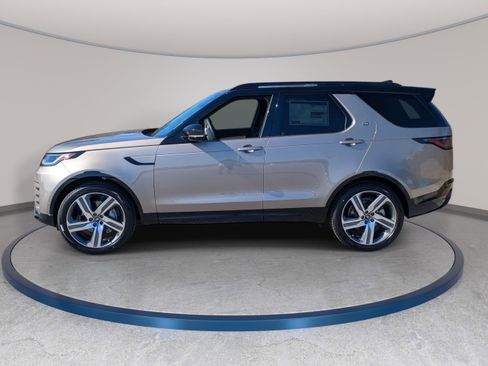 New 2026 Land Rover Discovery Dynamic SE AWD/4WD image 8